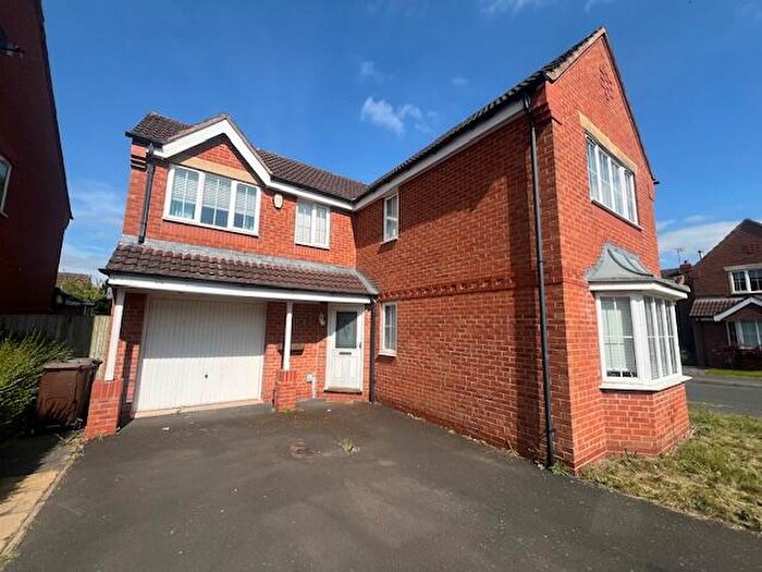 4 Bedroom Detached House To Rent In Wilmot Close, Balsall Common, Coventry, CV7