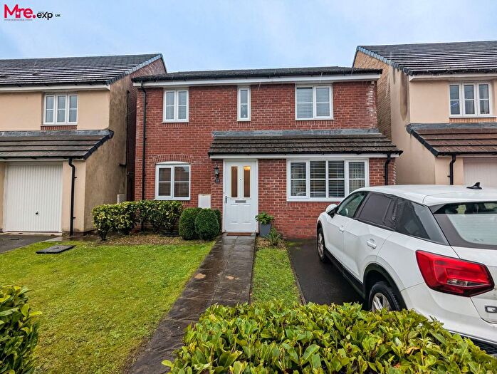 3 Bedroom Detached House For Sale In Golwg Y Mynydd, Godrergraig, Swansea, SA9