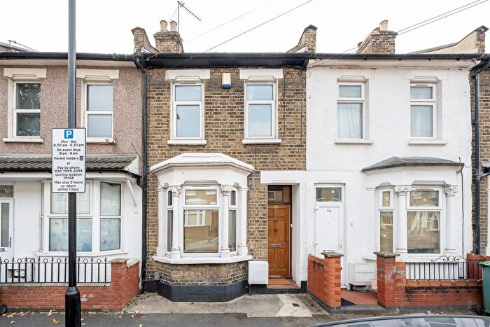 2 Bedroom Property To Rent In Aldworth Road, London, E15
