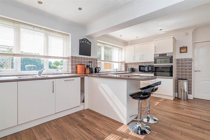 4 Bedroom Detached House For Sale In Washington Lane, Euxton, Chorley, PR7