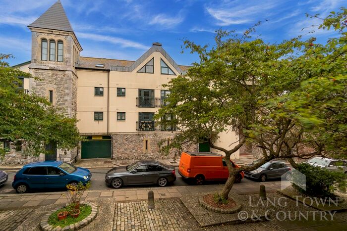 2 Bedroom Flat To Rent In The Keep, Castle Street, The Barbican, Plymouth, PL1