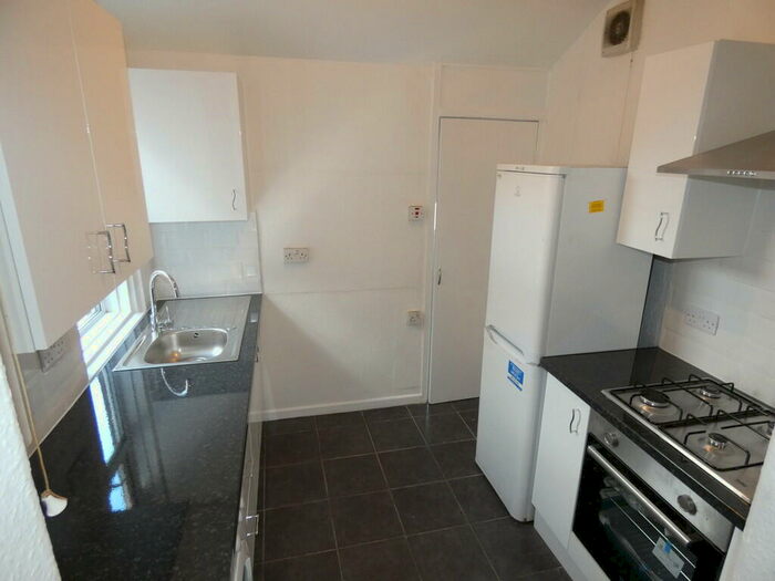 3 Bedroom Flat To Rent In Sackville Road, Heaton, NE6