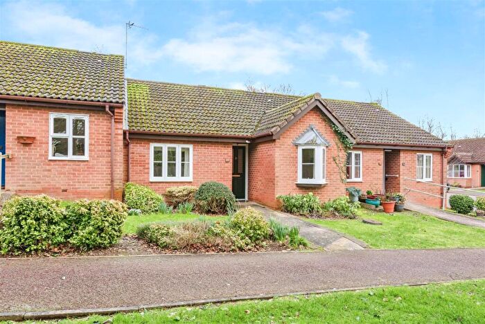 2 Bedroom Bungalow For Sale In Warwick Way, Ashby-De-La-Zouch, LE65
