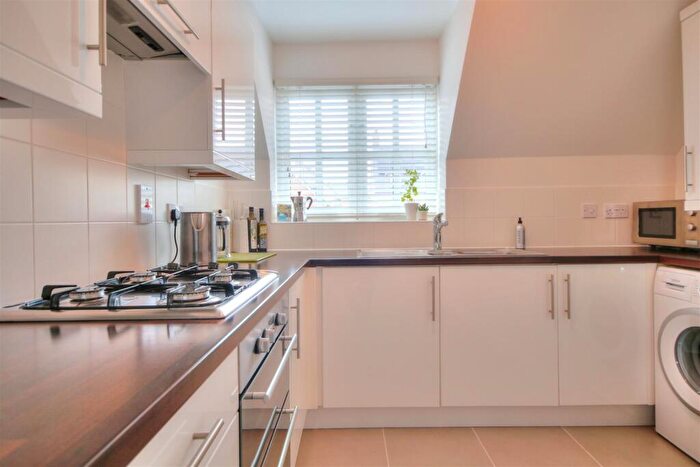 2 Bedroom Apartment To Rent In Douglas Court, Ely, CB7