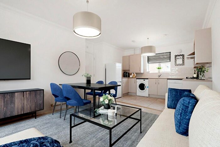 2 Bedroom Apartment For Sale In The Elms, Woolpit, Suffolk, IP30
