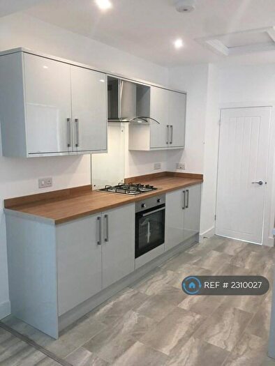 3 Bedroom Terraced House To Rent In David Street, Treherbert, Treorchy, CF42