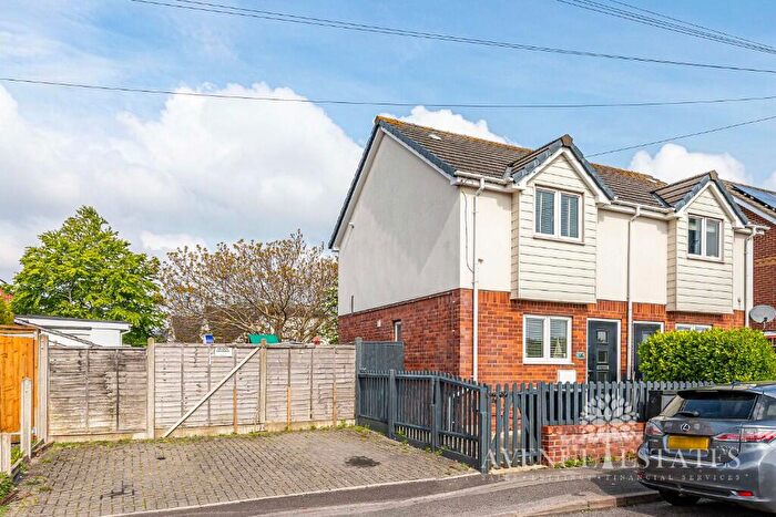2 Bedroom Semi-Detached House For Sale In Hendford Road, Bournemouth, Dorset, BH10