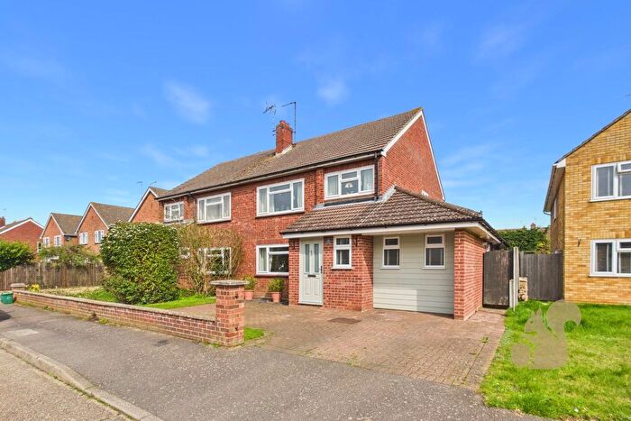 3 Bedroom Semi Detached House For Sale In Alan Way, Colchester, CO3