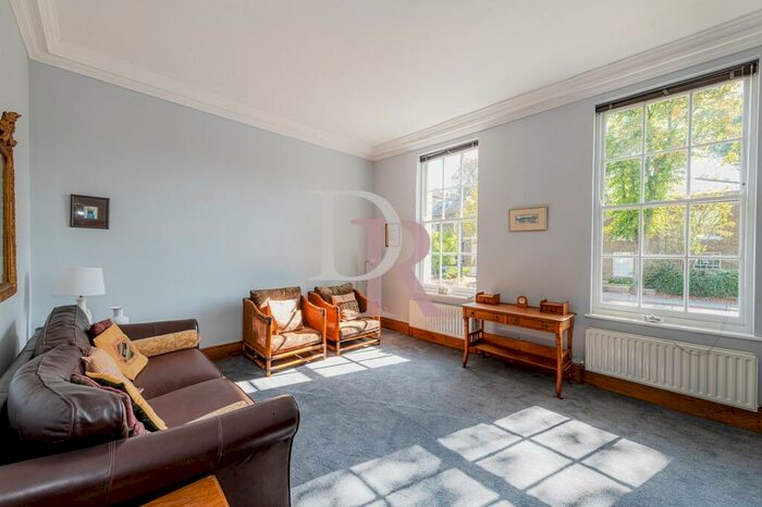 1 Bedroom Flat To Rent In Canonbury Park North, Canonbury, N1