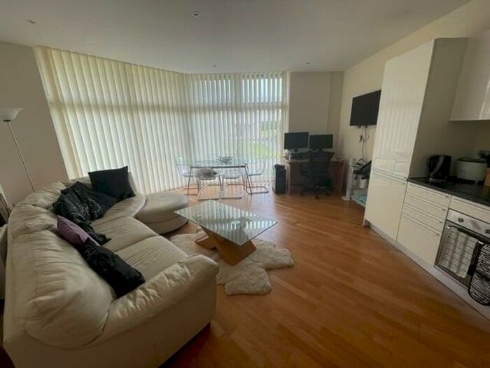 1 Bedroom Apartment To Rent In Hayes Road, Sully, Penarth, CF64