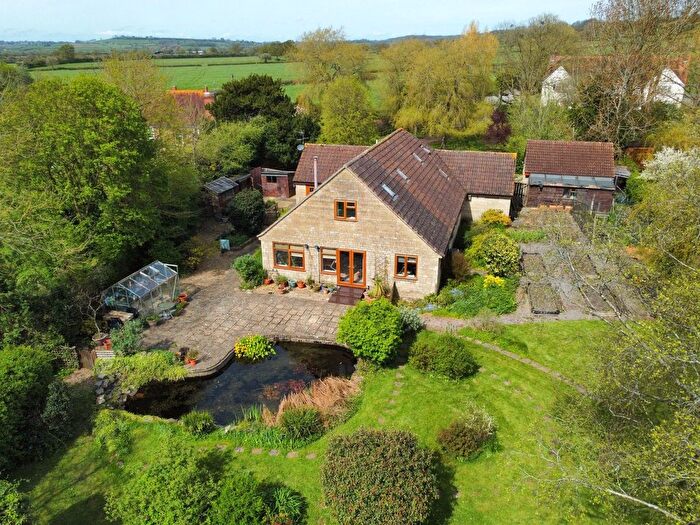 4 Bedroom Detached House For Sale In Weston Street, Buckhorn Weston, Gillingham, SP8