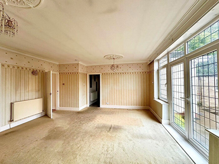 2 Bedroom Bungalow For Sale In Victoria Road, Fulwood, Preston, PR2