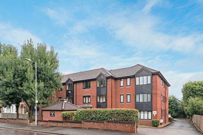 1 Bedroom Apartment To Rent In Hook Road, Surbiton, KT6