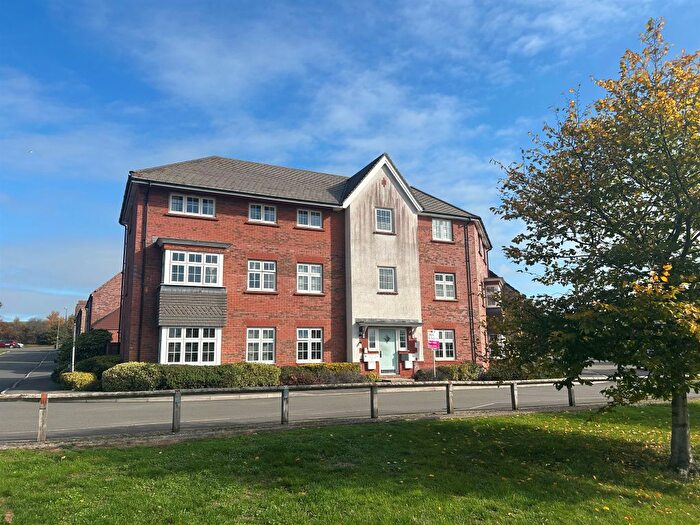 2 Bedroom Flat For Sale In Hercules Road, Calne, SN11