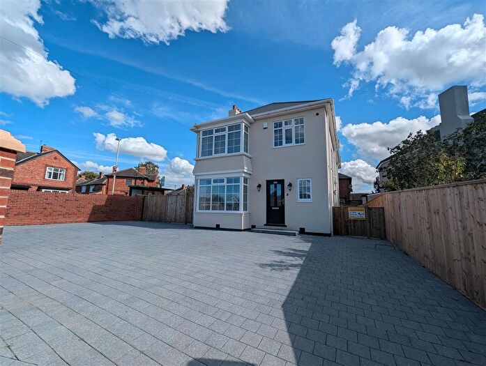 4 Bedroom Detached House For Sale In Neasham Road, Darlington, DL1