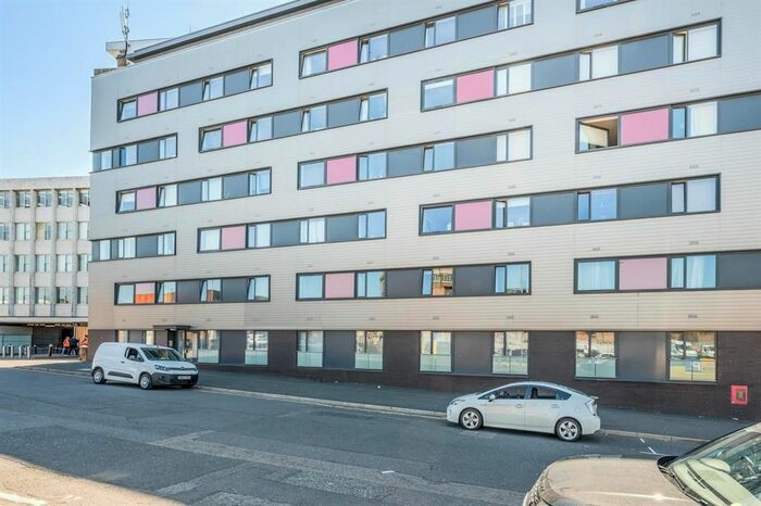 1 Bedroom Flat To Rent In Honduras Wharf, Summer Lane, Birmingham, B19