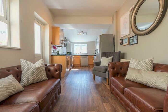 6 Bedroom Terraced House To Rent In Manners Road, Portsmouth, PO4