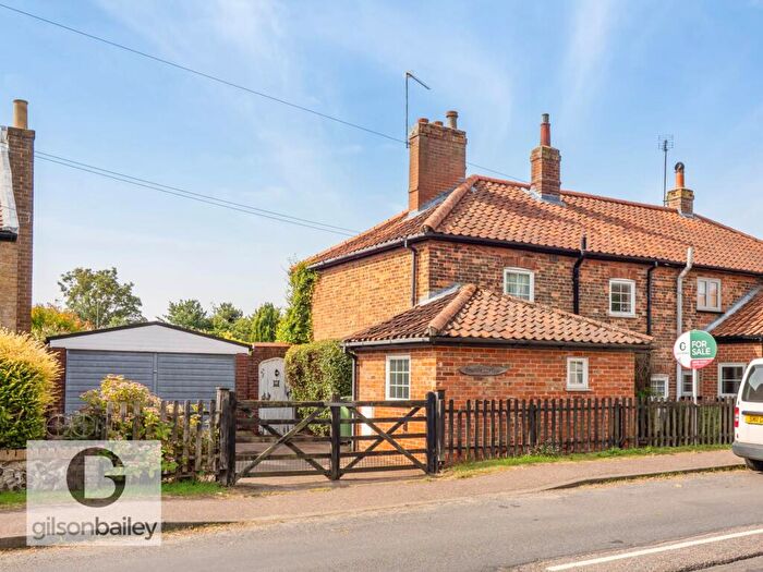 4 Bedroom Cottage For Sale In Bridewell Lane, Acle, NR13