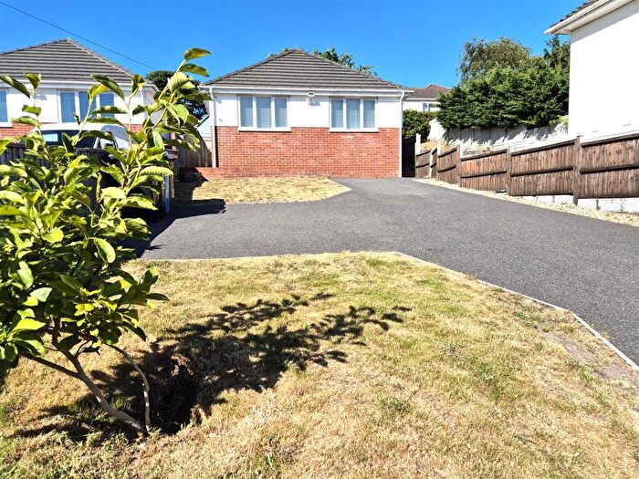 3 Bedroom Detached Bungalow For Sale In Sunnyside Road, Poole, BH12