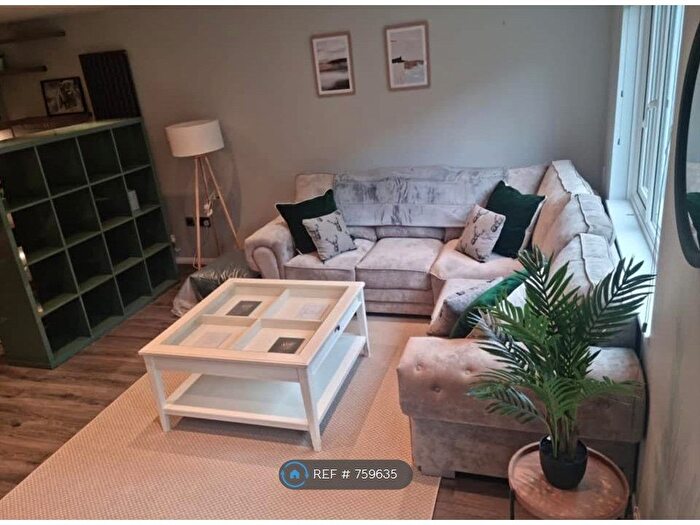 4 Bedroom Terraced House To Rent In Melbury, London, SE5