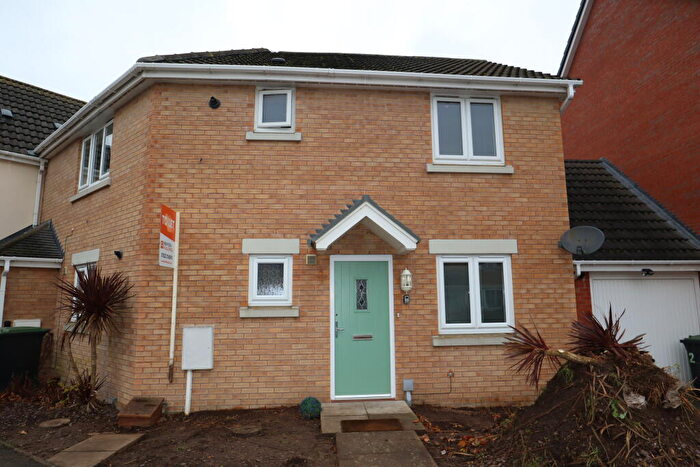 2 Bedroom Flat To Rent In Taurus Avenue, North Hykeham, LN6