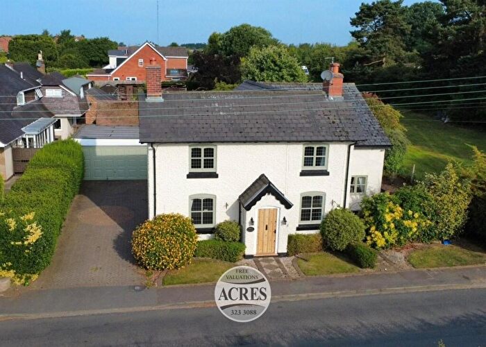 4 Bedroom Detached House For Sale In Weeford Road, Four Oaks, Sutton Coldfield, B75