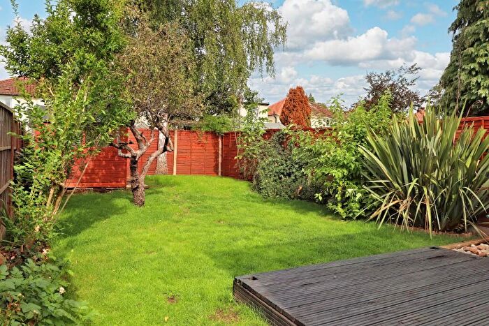 3 Bedroom Semi-Detached House To Rent In Thrupps Avenue, Walton-On-Thames, Surrey, KT12