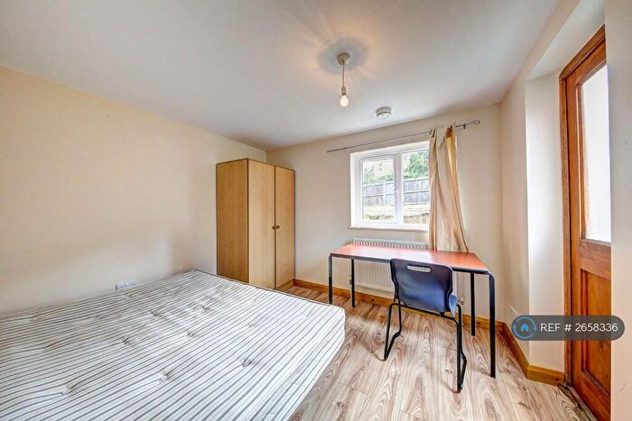 6 Bedroom End Of Terrace House To Rent In Addison Gardens, Surbiton, KT5