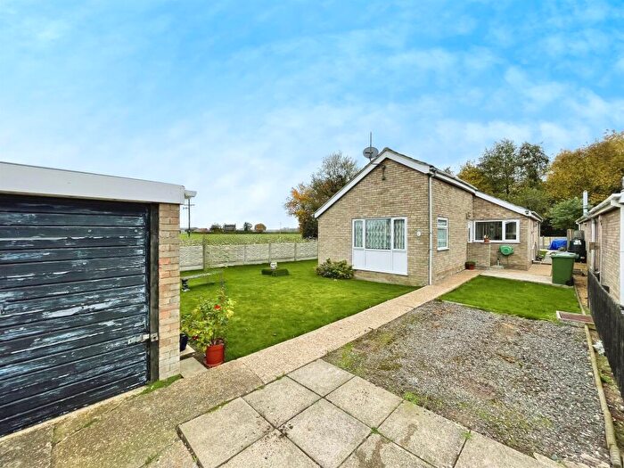 2 Bedroom Detached Bungalow For Sale In Walnut Close, Foulden, Thetford, IP26