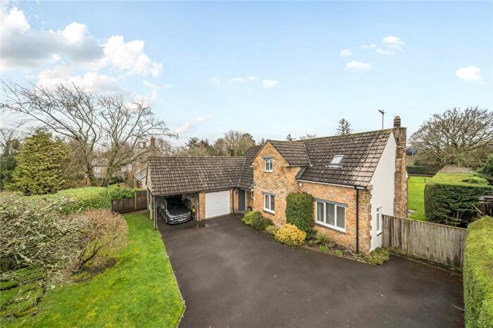 4 Bedroom Detached House For Sale In Neals Lane, Chetnole, Sherborne, Dorset, DT9