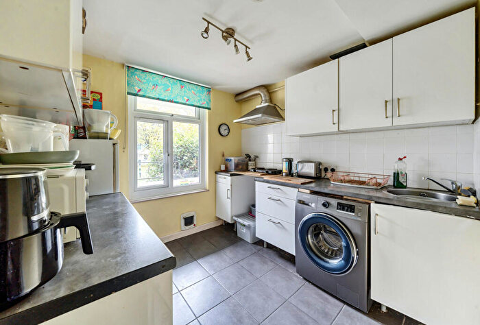1 Bedroom Apartment For Sale In Monkscroft, Cheltenham, Gloucestershire, GL51