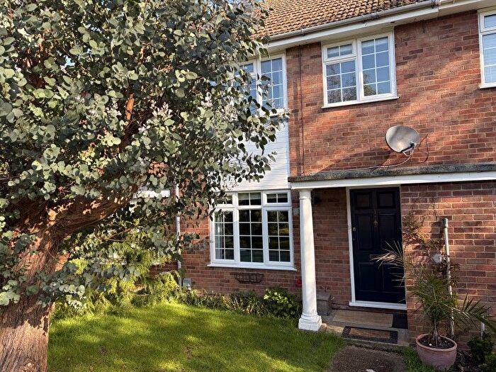 3 Bedroom Property To Rent In Cranstoun Close, Guildford, GU3