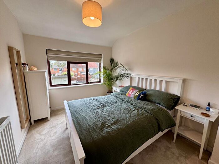 3 Bedroom Terraced House For Sale In Daisy Farm Road, Birmingham, B14