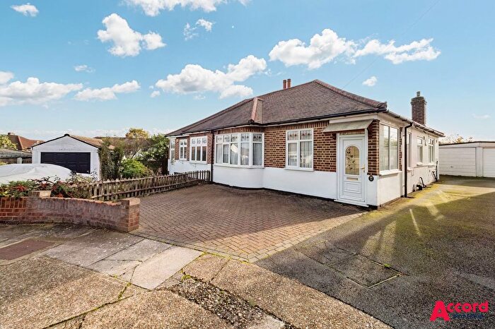 2 Bedroom Semi-Detached Bungalow For Sale In Heather Close, Romford, RM1