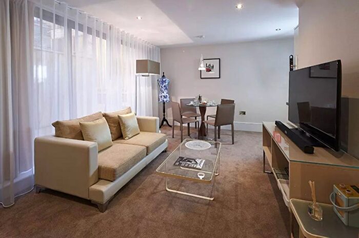 1 Bedroom Flat To Rent In Brompton Road, Knightsbridge, SW3