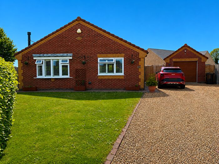 2 Bedroom Detached Bungalow For Sale In Oakwood Glade, Holbeach, PE12