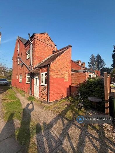 3 Bedroom End Of Terrace House To Rent In Worcester Road, Kidderminster, DY11
