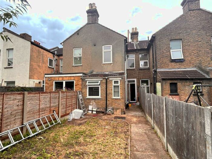 3 Bedroom Terraced House For Sale In Colchester Road, Southend-on-Sea, Essex, SS2