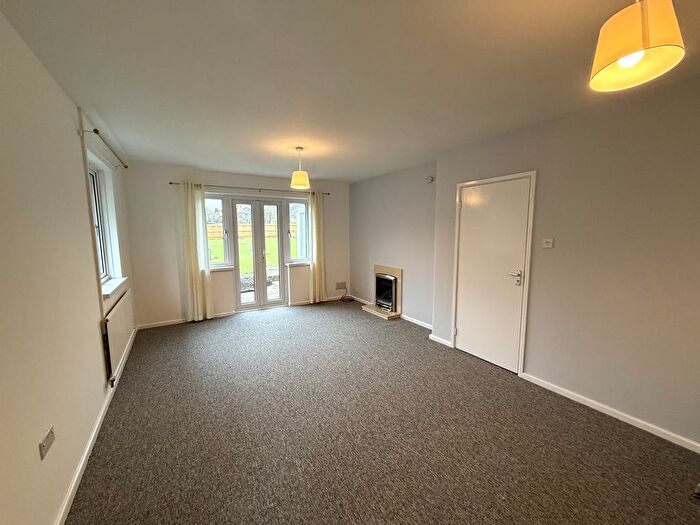 2 Bedroom Bungalow To Rent In Grosvenor Crescent, Dorchester, DT1
