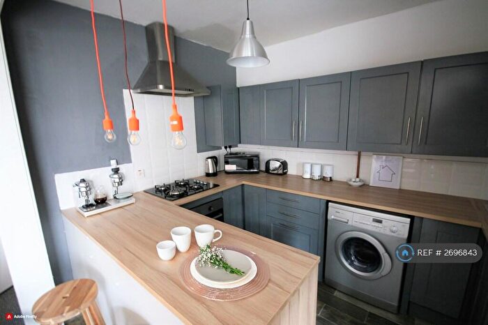 5 Bedroom Terraced House To Rent In Gainsborough Road, Liverpool, L15