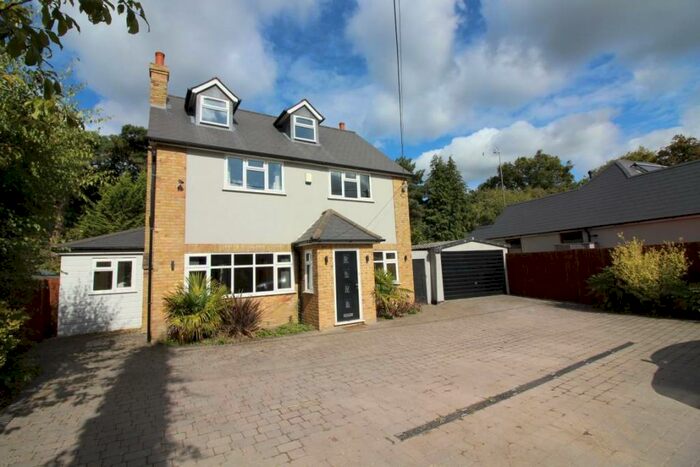 5 Bedroom Detached House To Rent In Salisbury Terrace, Mytchett, Camberley, Surrey, GU16