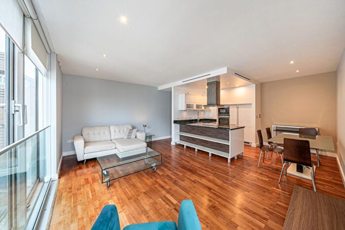 2 Bedroom Flat To Rent In Luna House, Bermondsey, SE16