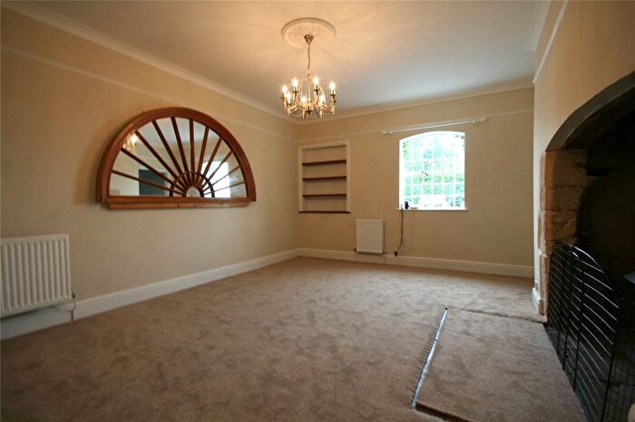 4 Bedroom Semi-detached House To Rent In Knightsbridge Green, Knightsbridge, Cheltenham, Gloucestershire, GL51