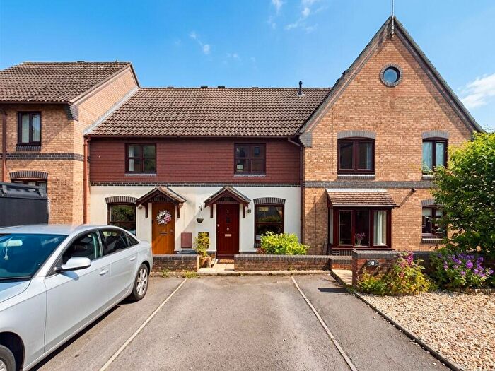 2 Bedroom Terraced House For Sale In Brocks Close, Dibden Purlieu, SO45