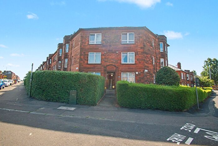 2 Bedroom Flat For Sale In Paisley Road West, Glasgow, City Of Glasgow, G52
