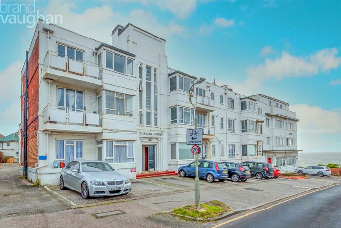 1 Bedroom Flat To Rent In Chichester Drive East, Saltdean, Brighton, BN2