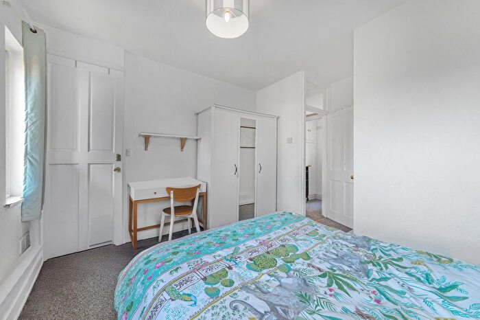 2 Bedroom Flat For Sale In Cherry Garden House, Cherry Garden Street, SE16