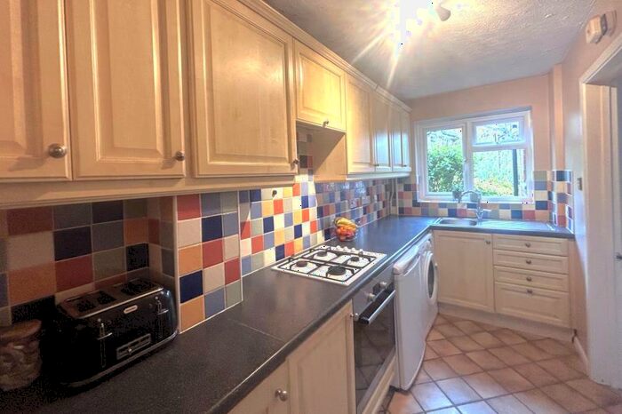 2 Bedroom End Of Terrace House To Rent In Bisley, GU24