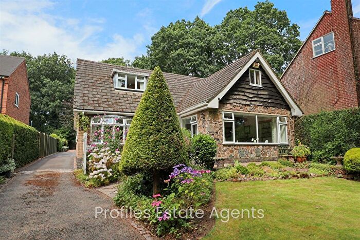 5 Bedroom Detached Bungalow For Sale In Station Road, Market Bosworth, Nuneaton, CV13