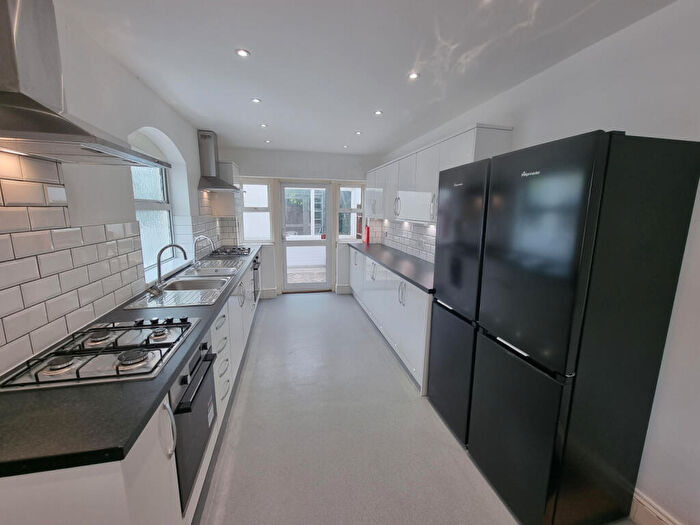 1 Bedroom Terraced House To Rent In Waverley Road, Southsea, PO5